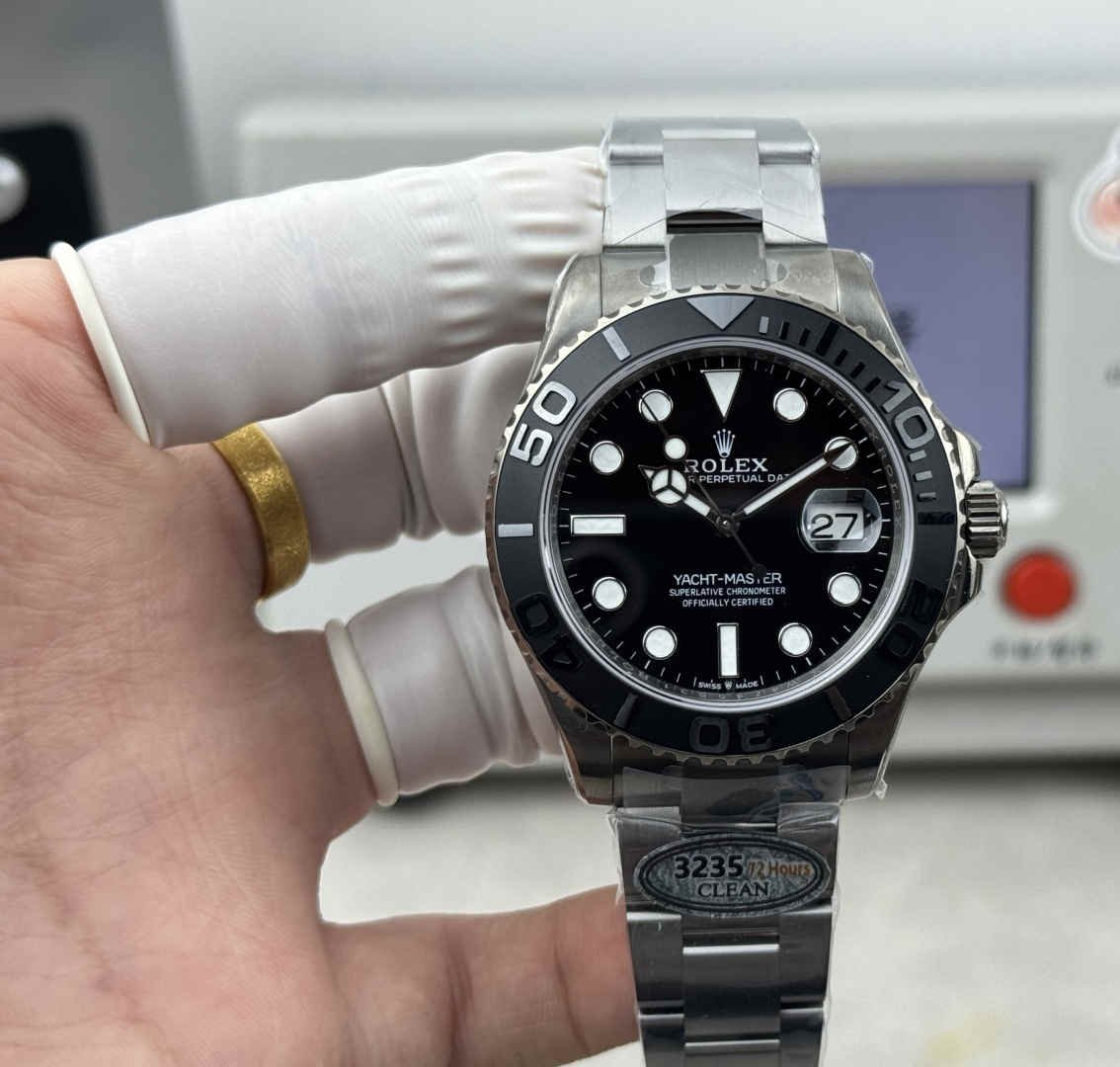 Yacht-Master 226627 – Grade 5 Titanium 42mm Replica with 3235 Movement