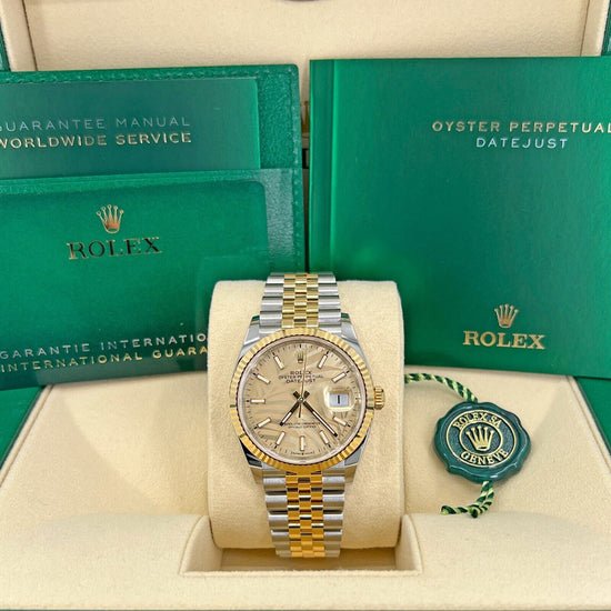 Rolex Replica Watch Datejust 36, 18k Yellow Gold and Stainless Steel, 36mm, Golden, palm motif dial, 126233-0037