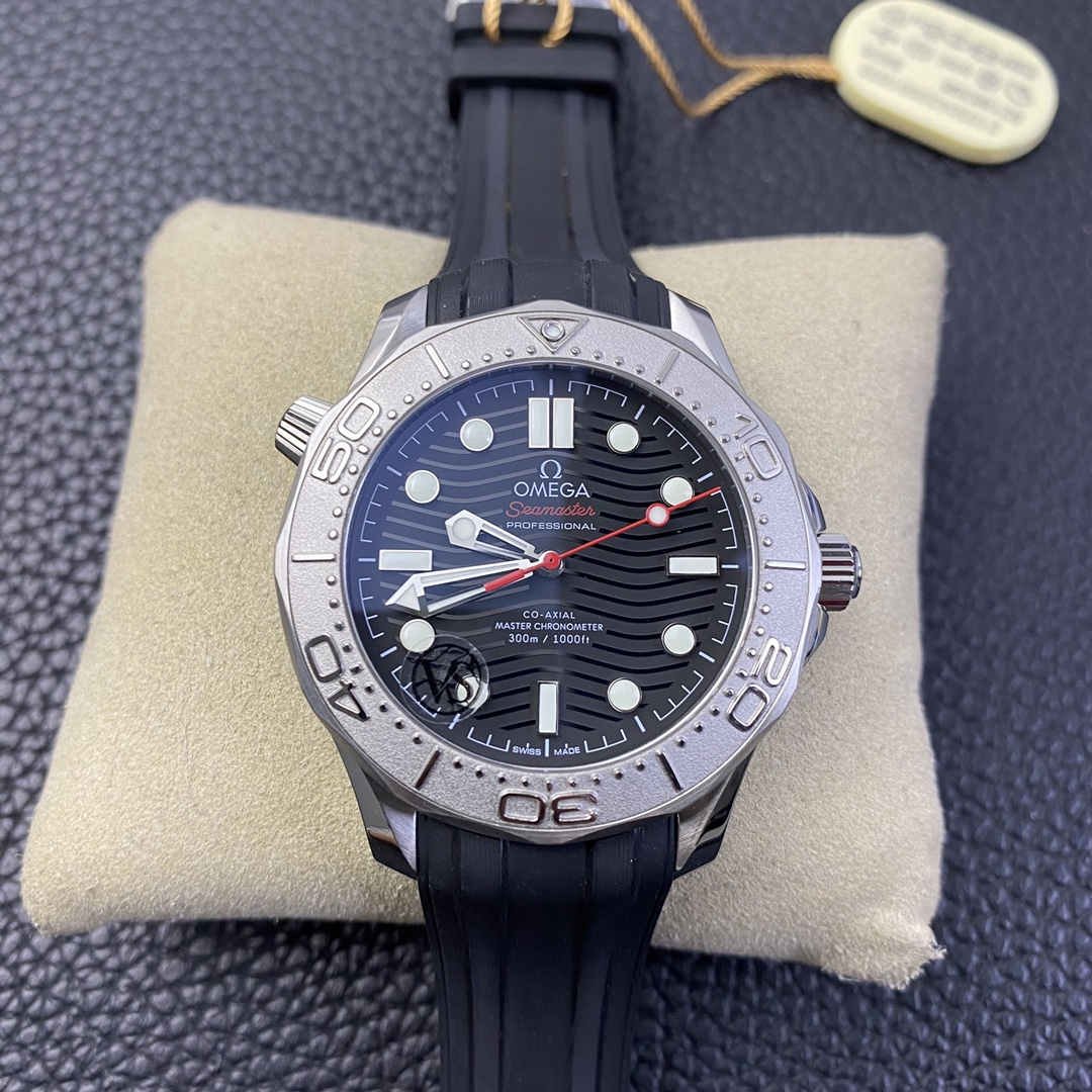 VSF Seamaster 300M Grey Dial Replica – 42mm Stainless Steel Diver Watch